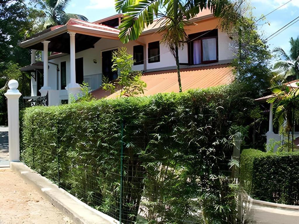The Mgs Hotel Elpitiya  Екстер'єр фото
