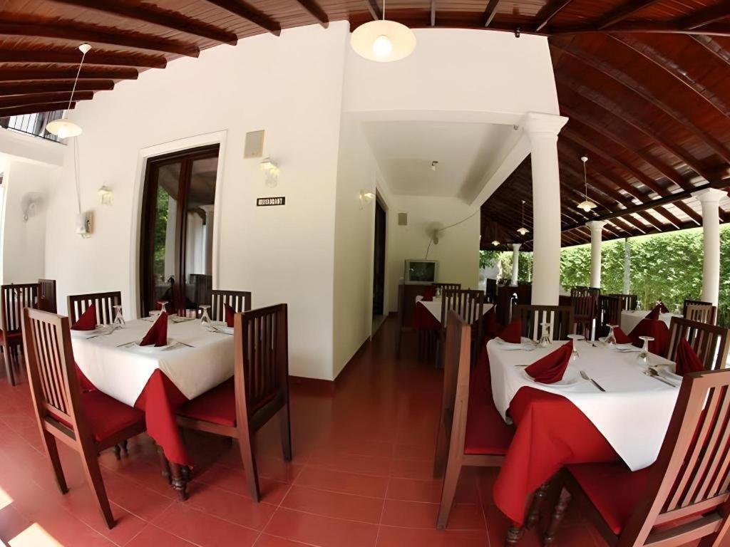 The Mgs Hotel Elpitiya  Екстер'єр фото