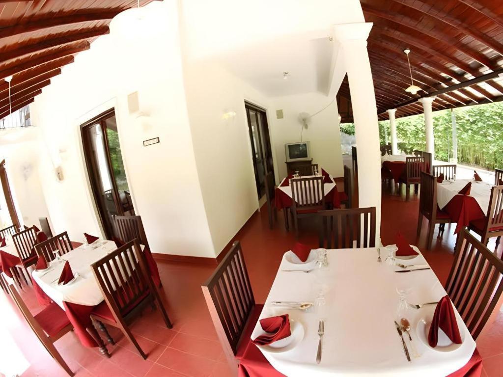 The Mgs Hotel Elpitiya  Екстер'єр фото