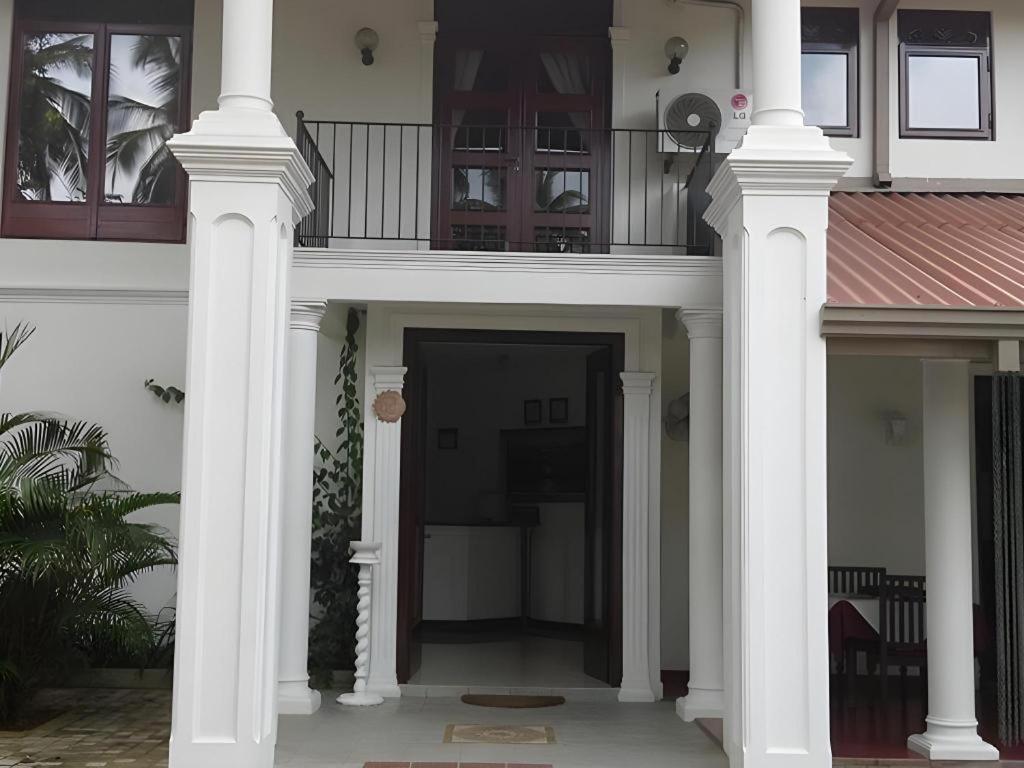 The Mgs Hotel Elpitiya  Екстер'єр фото