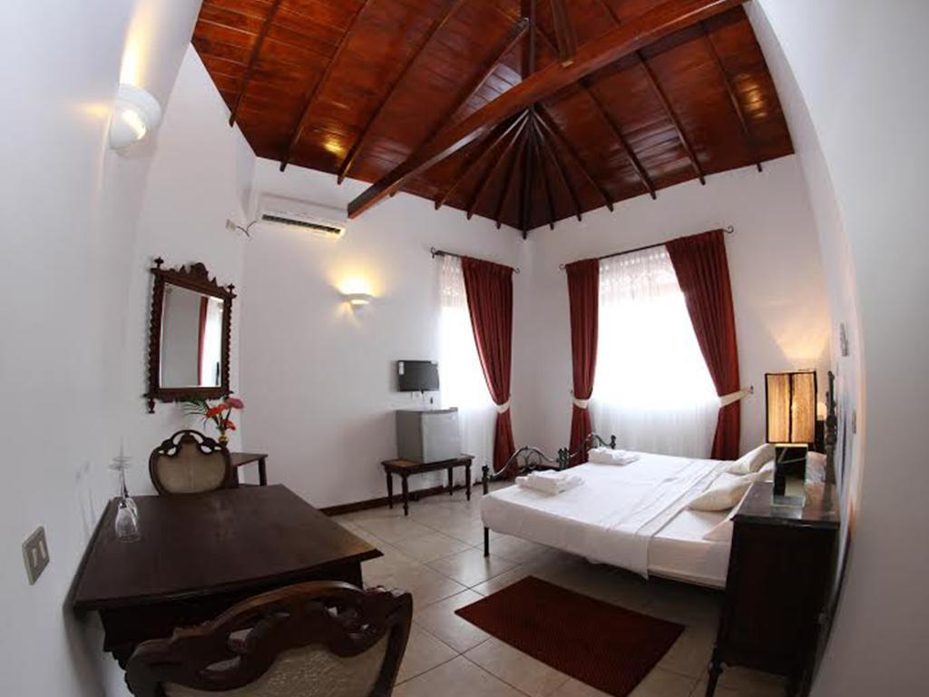 The Mgs Hotel Elpitiya  Екстер'єр фото